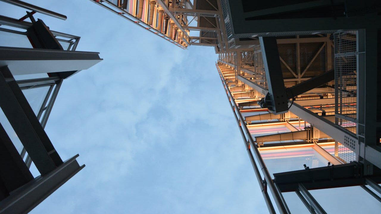 Construction Contracts in the UAE: Formation and Execution