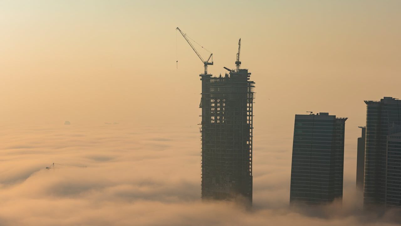 Risk Management in Construction Projects: Legal Strategies for Developers